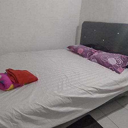 Hotel Mutiara Batulicin Redpartner Kampung Baru Екстер'єр фото