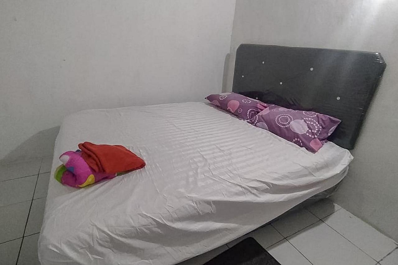 Hotel Mutiara Batulicin Redpartner Kampung Baru Екстер'єр фото